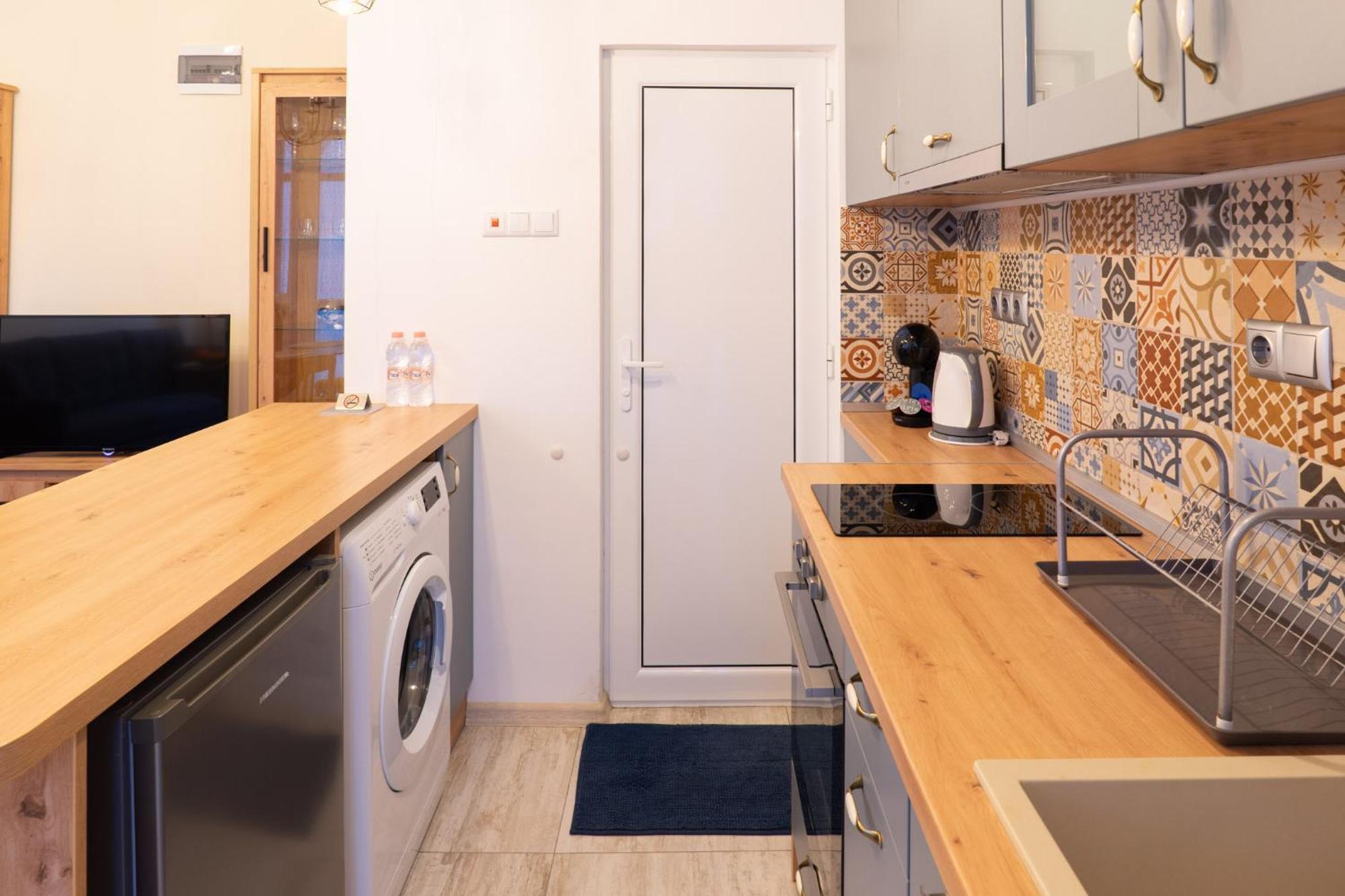Seaside Estate - Cozy And Romantic - Public Parking Nearby فارنا المظهر الخارجي الصورة